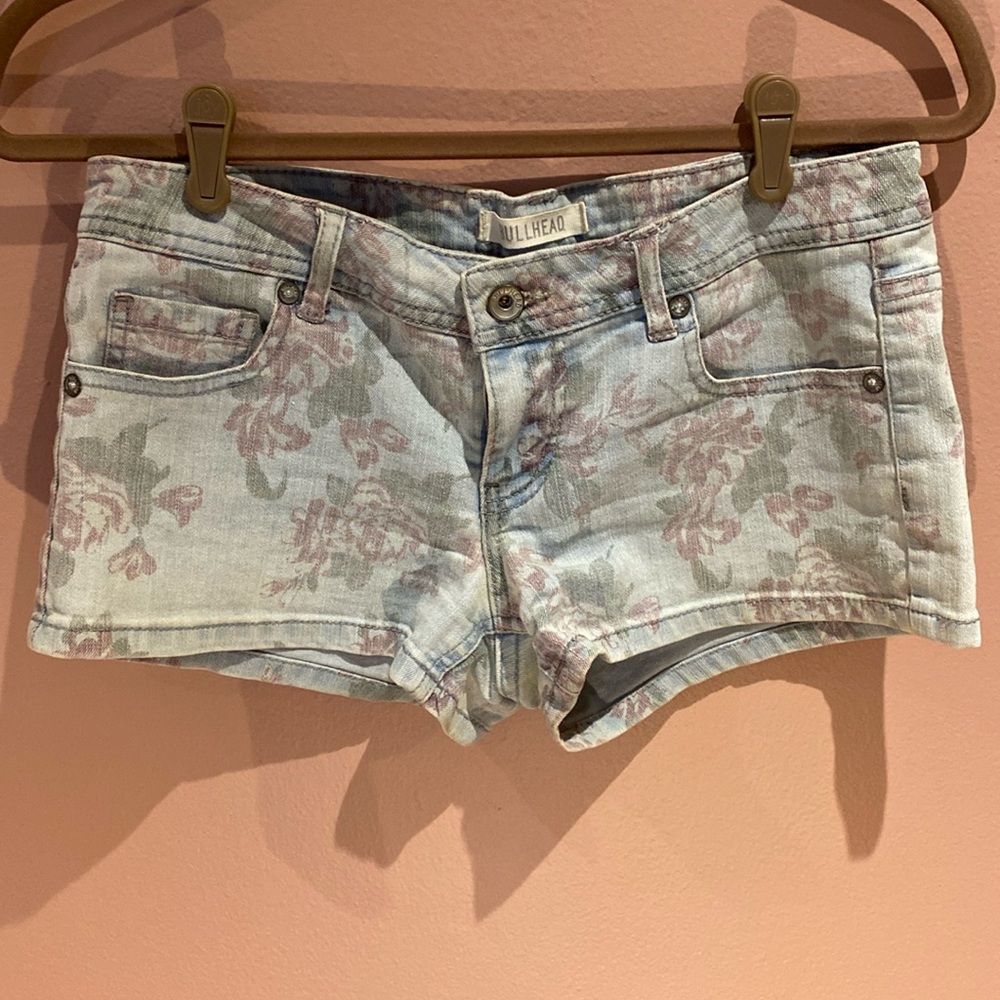 Bullhead short shorts floral print junior size 5